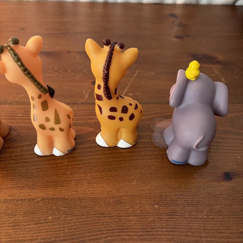 Fisher Price Little People Noahs Ark/ Zoo Bear Elephant Giraffe Tiger Lot of 5 - Picture 6 of 9